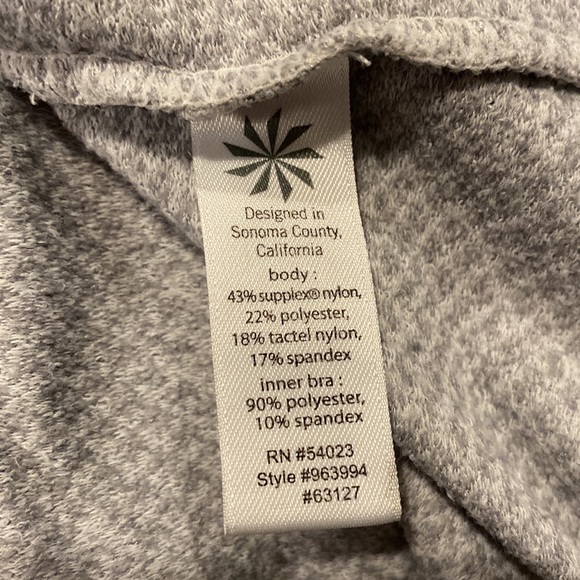 ATHLETA EMPOWERMENT HERRINGBONE power tank stroppy workout S - Picture 3 of 3